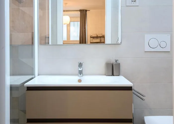 2passi Dal Colosseo Apartment *